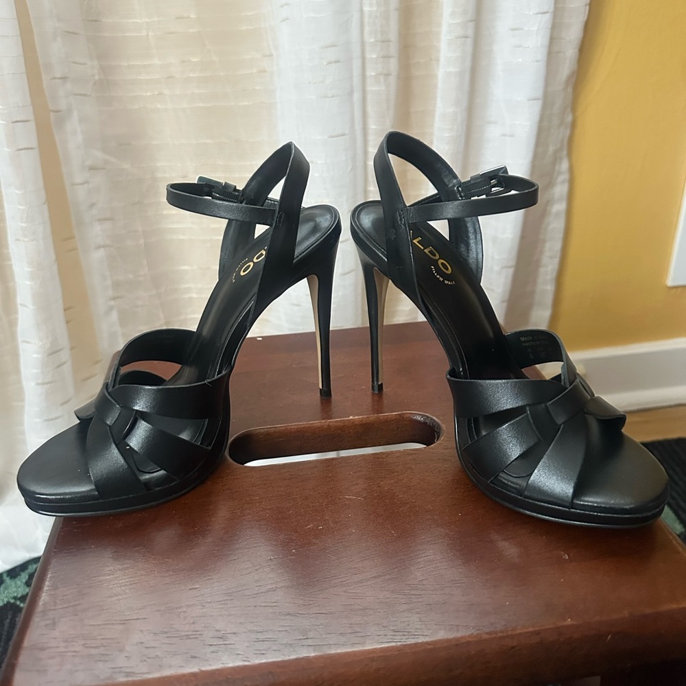 Aldo skinny heels - Picture 2 of 3